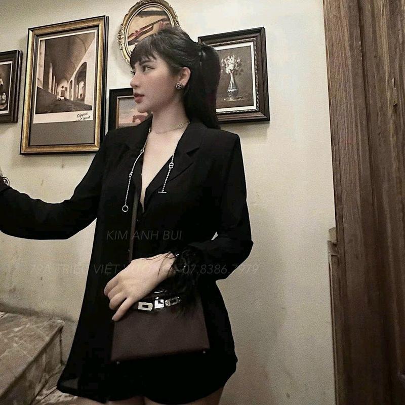 Áo sơ mi voan mỏng nhẹ cổ vest dáng rộng tay lông vũ 2