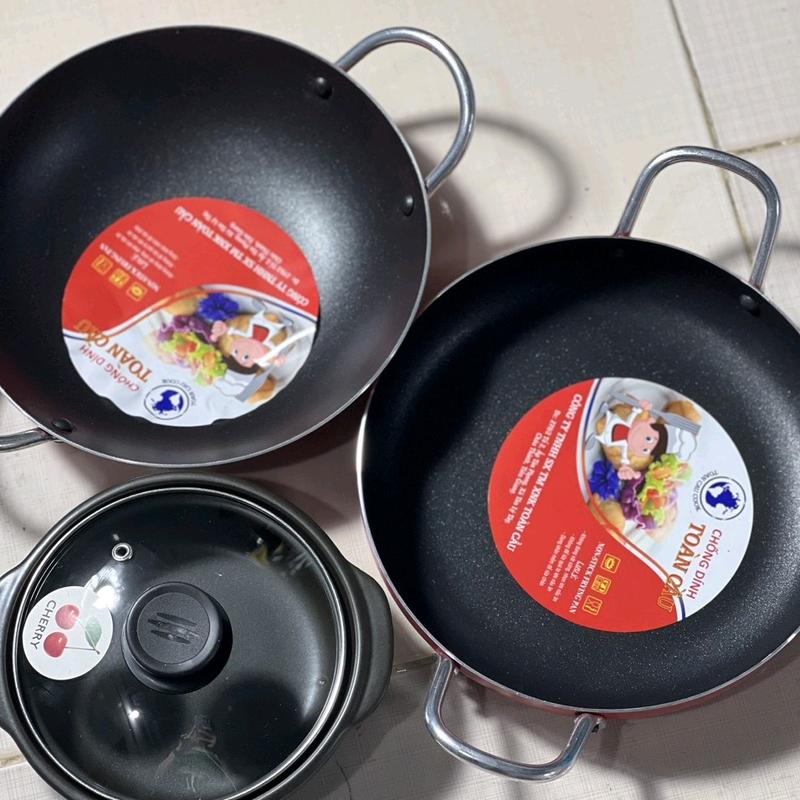 Bộ 3 chảo chống dính siez nhỏ  thích hợp cho 2  người ăn.không dùng cho bếp  từ )