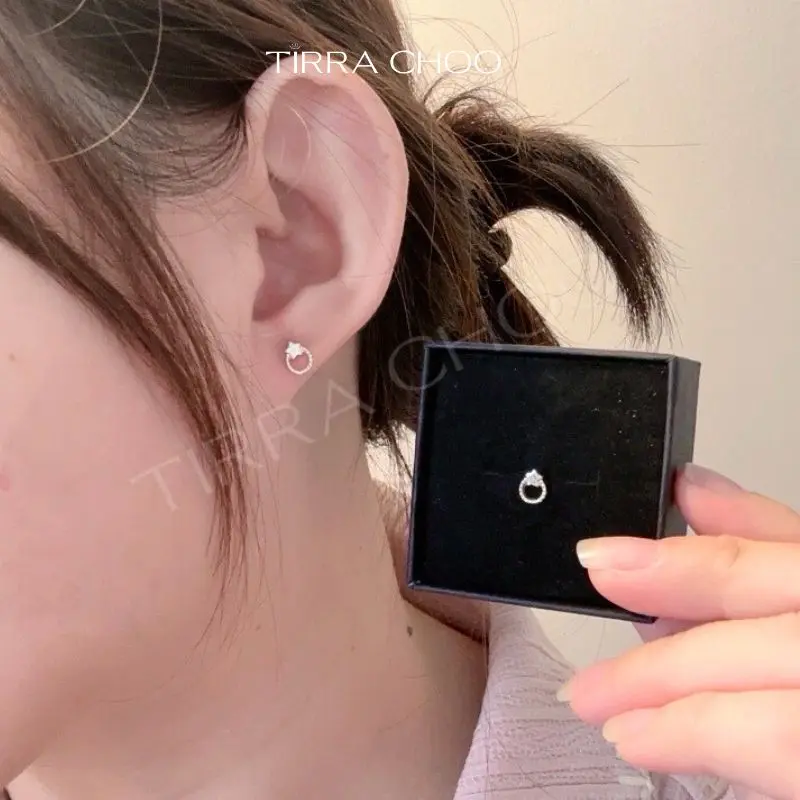 Bông Tai Nữ Tirra Choo Hình Tròn Kết Hợp Ngôi Sao Phong Cách Minimalist
