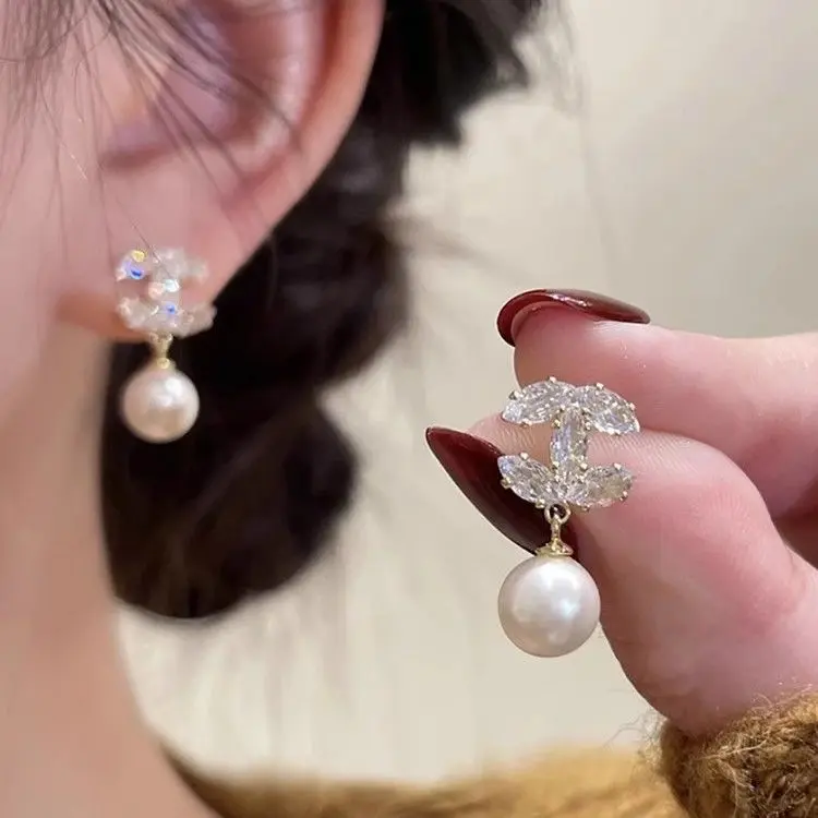 Bông Tai Đinh tán Chữ Ngọc Trai, Phong Cách Cổ Điển, Dành Cho Phụ Nữ, Giá Cả Phải Chăng, Sang Trọng, Cao Cấp, Độc Đáo, Thiết Kế Độc Đáo Nhẫn Tai Mới Và Phổ Biến