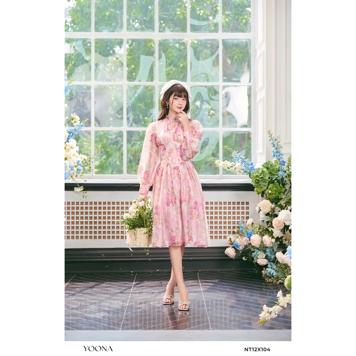 Váy tơ hoa dài tay tiểu thư dáng xòe phối cổ tàu cách điệu YOONA - NT12X104