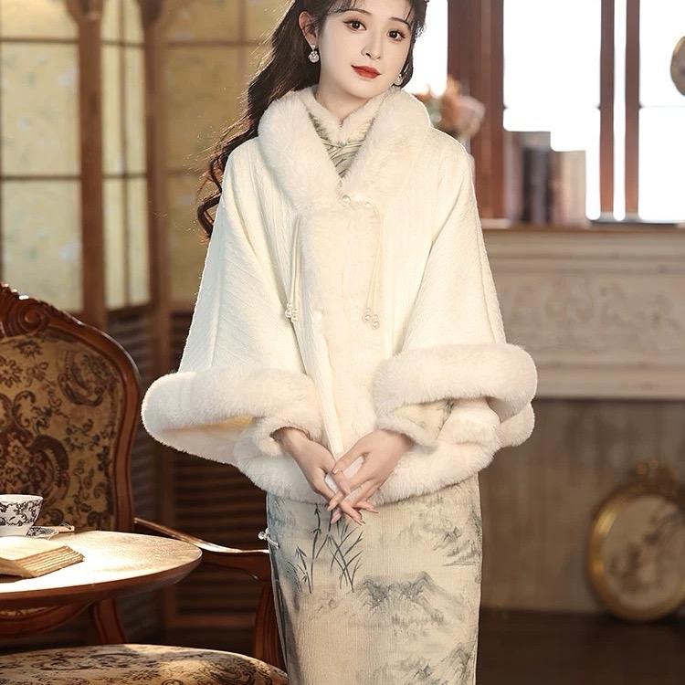 Áo Choàng Ngoài Dáng Ngắn Viền Lông Cổ Tích Dành Cho Nữ - Women Top Jackek