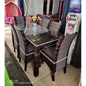 Meja Makan Kursi 6 Rotan sintetis