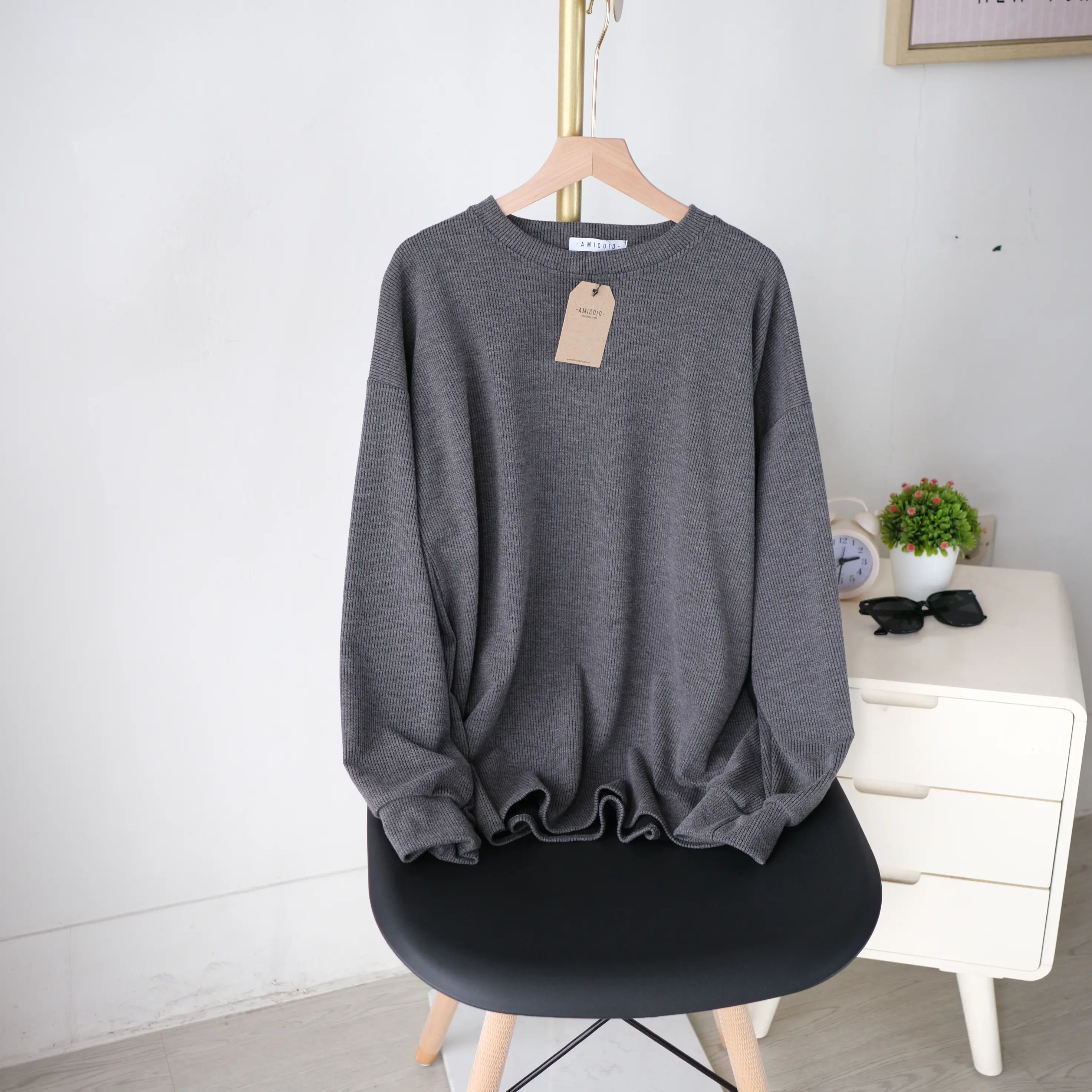 Amicoid Nami Top Lasso Knit Waffle Garis Tangan Knitwear Motif