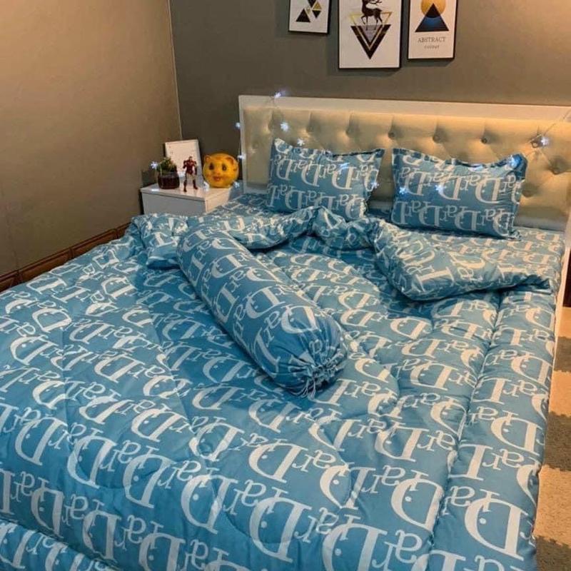  Sét 5 món   chăn phao + ga bọc nệm + 2 vỏ gối đầu + 1 vỏ gối ôm   