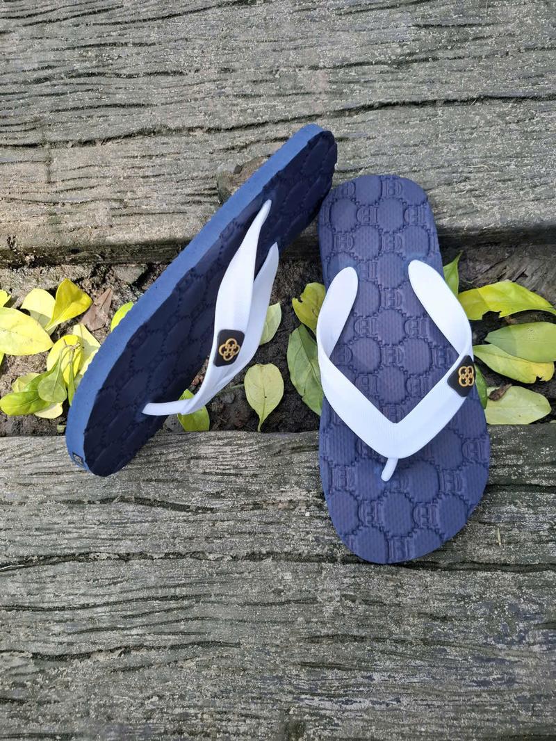 Product Introduction of Dép Kẹp Nam Đế Hoa Văn Cao Su Dẻo Mềm Size 38-43 - Đế Bằng 7