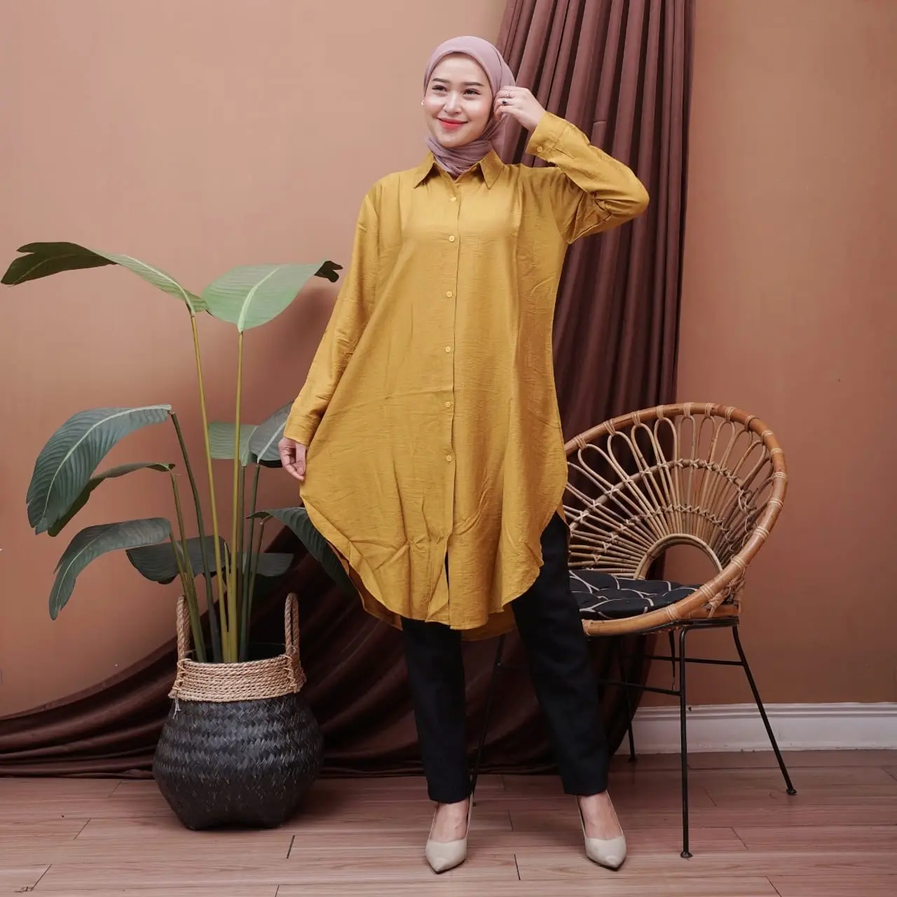 Aruna Polo Linen Tunik Kerah Full kancing ada belahan di kanan dan kiri Muslim Wanita Atasan  Panjang Basic Katun long Oversize