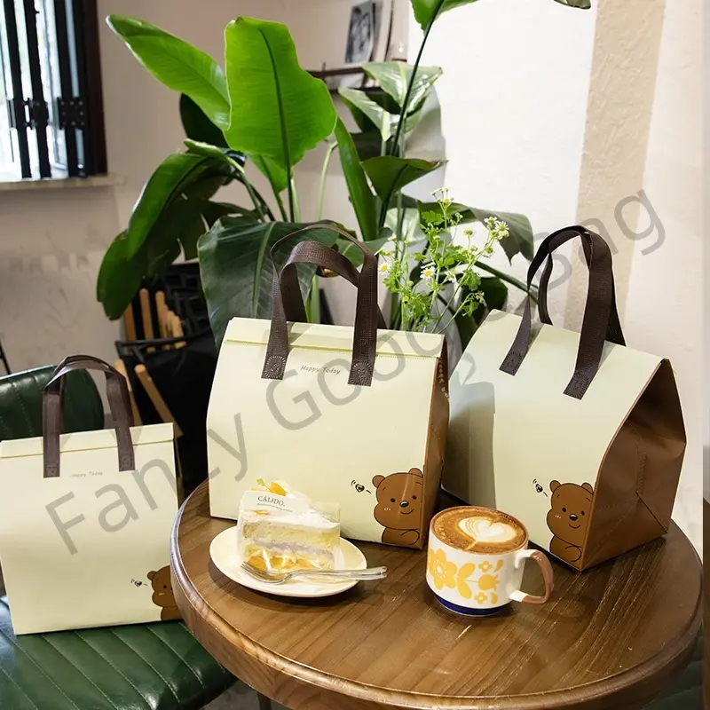 Tas Thermal Cooler Bag / Cooler Bag Aluminium Foil Thermal / Tas Bekal Makanan Anti Air Tahan Panas Dan Dingin / Thermal Cooler Bag/Coller Bag Aluminium Foil Thermal / Tas Bekal Makanan Anti Air Tahan Panas Dan Dingin / Thermal Cooler Bag/ Lunch Bag