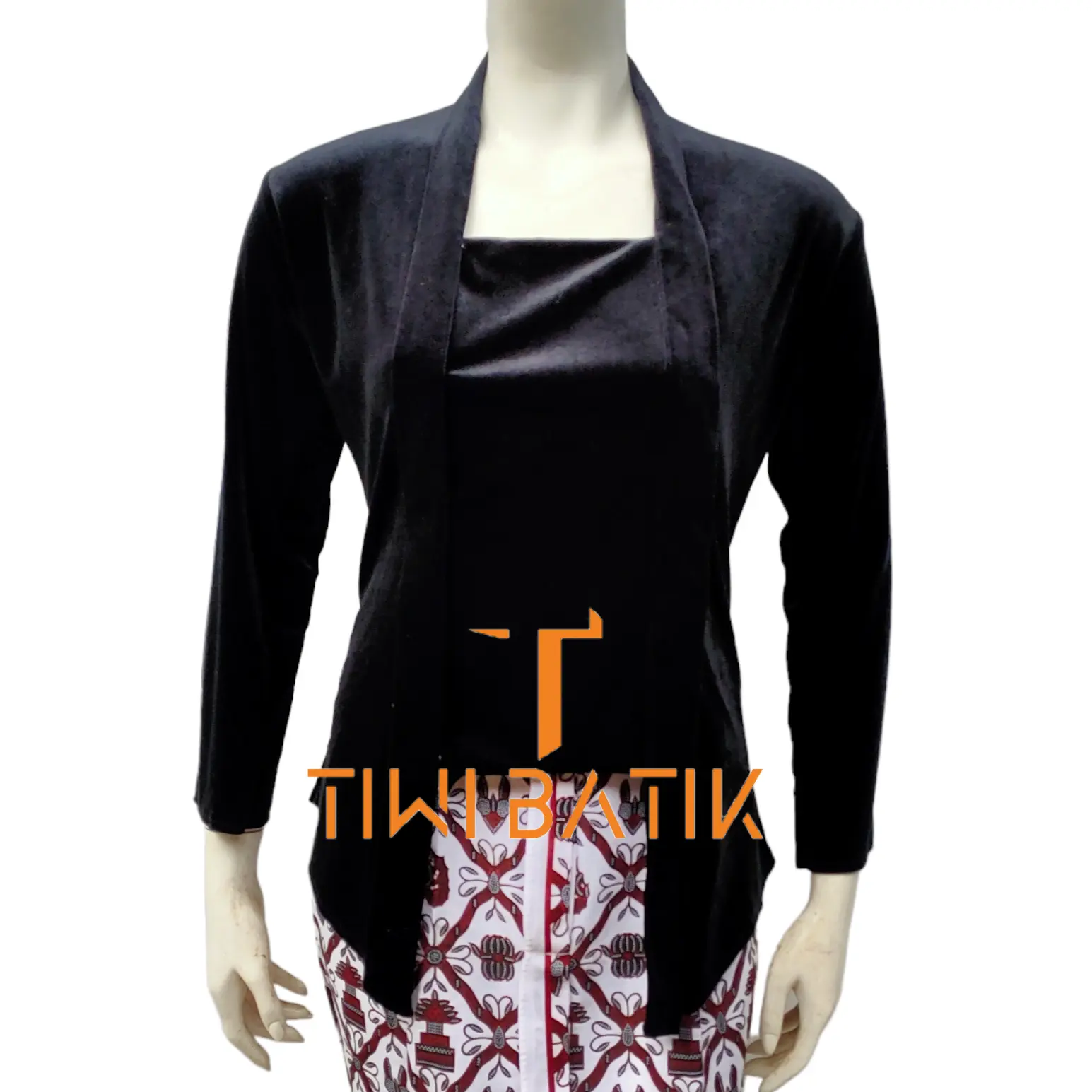 Kebaya Bludru Wanita Adat Jawa