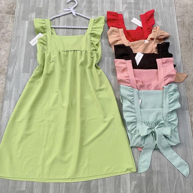 Đầm ngủ dáng suông tay cánh tiên cổ vuông vải kate lụa mỏng nhẹ mềm thoáng mát freesize từ 45-60ki - Bo Chun Sau Váy