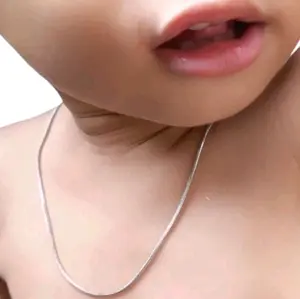 Kalung titanium anak bulat dan pipih silver/gold 35 cm