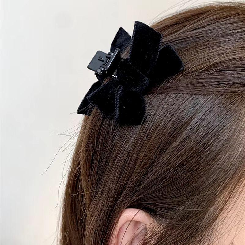 Product Introduction of Kẹp tóc nơ nhung phong cách nữ tính, dễ thương A112 1