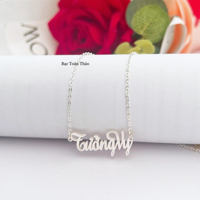 Dây chuyền mặt khắc tên theo yêu cầu D115