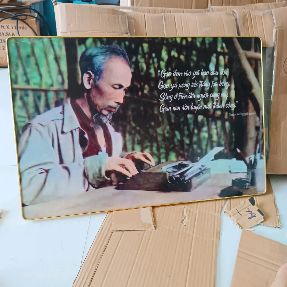 { 40x60cm} Tranh Bác Hồ làm việc và bài thơ) tranh tráng gương/ cỡ theo yêu cầu Treo Tường