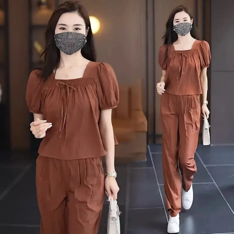 Bộ đồ hai món phong cách cổ điển nhỏ mỏng phổ biến 2024 cho nữ, quần ống rộng thời trang mùa hè Women Áo Top Jacket
