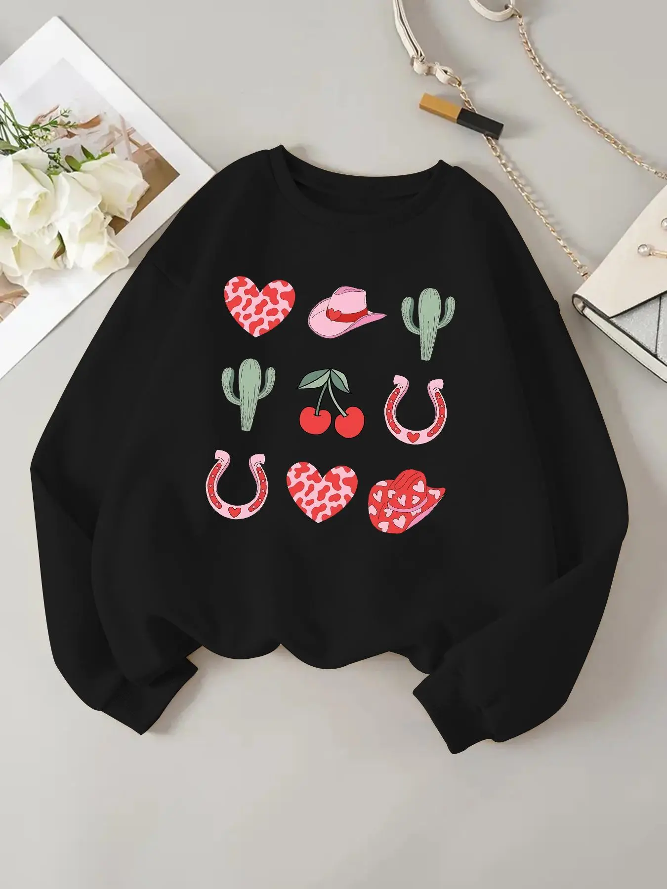 Women's Cute Cactus & Heart Print Drop Shoulder Sweatshirt, Casual Long Sleeve Round Neck Pullover for Spring & Fall, Ladies Clothes for Daily Wear
