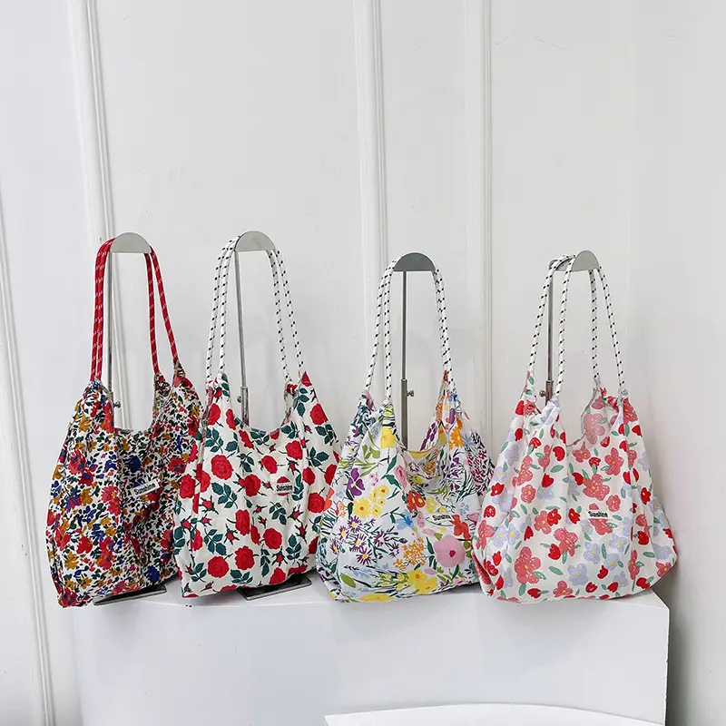 Túi Tote Thiết Kế Cao Cấp Đặc Biệt Thời Trang, Dễ Phối Đồ, Dung Lượng Lớn, Túi Đeo Vai Vải Hoa Thời Trang, Cầm Tay, Thích Hợp Cho Học Sinh Nữ, Túi Thường Ngày Túi Mua Sắm, Hàng Mới Về