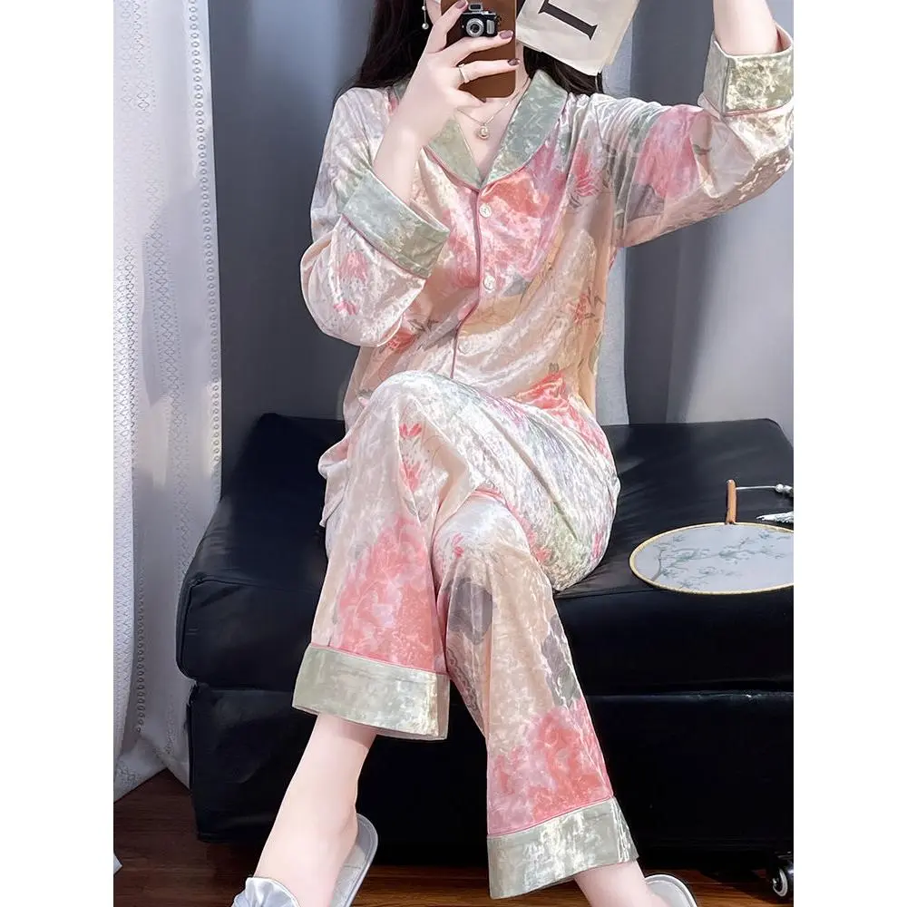 Bộ Đồ Ngủ Nhung Kim Cương, Sang Trọng Giá Cả Phải Chăng, Dành Cho Nữ, Thích Hợp Cho Mùa Thu Và Mùa Đông, Bộ Đồ Mặc Nhà, Dài Tay, In Hình Ngọt Ngào, Nhung Vàng, Mùa Xuân Và Mùa Thu, 20242024 Hàng Mới Về
