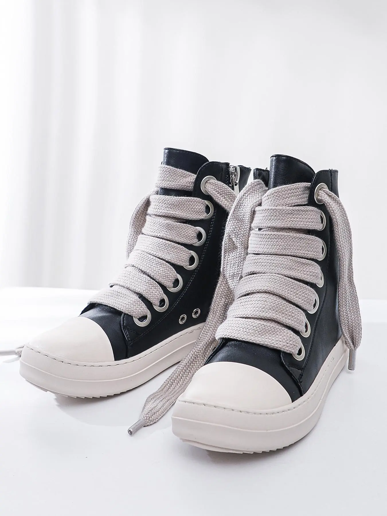 Women's Fashionable Lace Up High Top Sneakers, Casual Comfortable Sports Shoes for Daily Wear, Female All-match Round Toe Shoes for Daily Wear