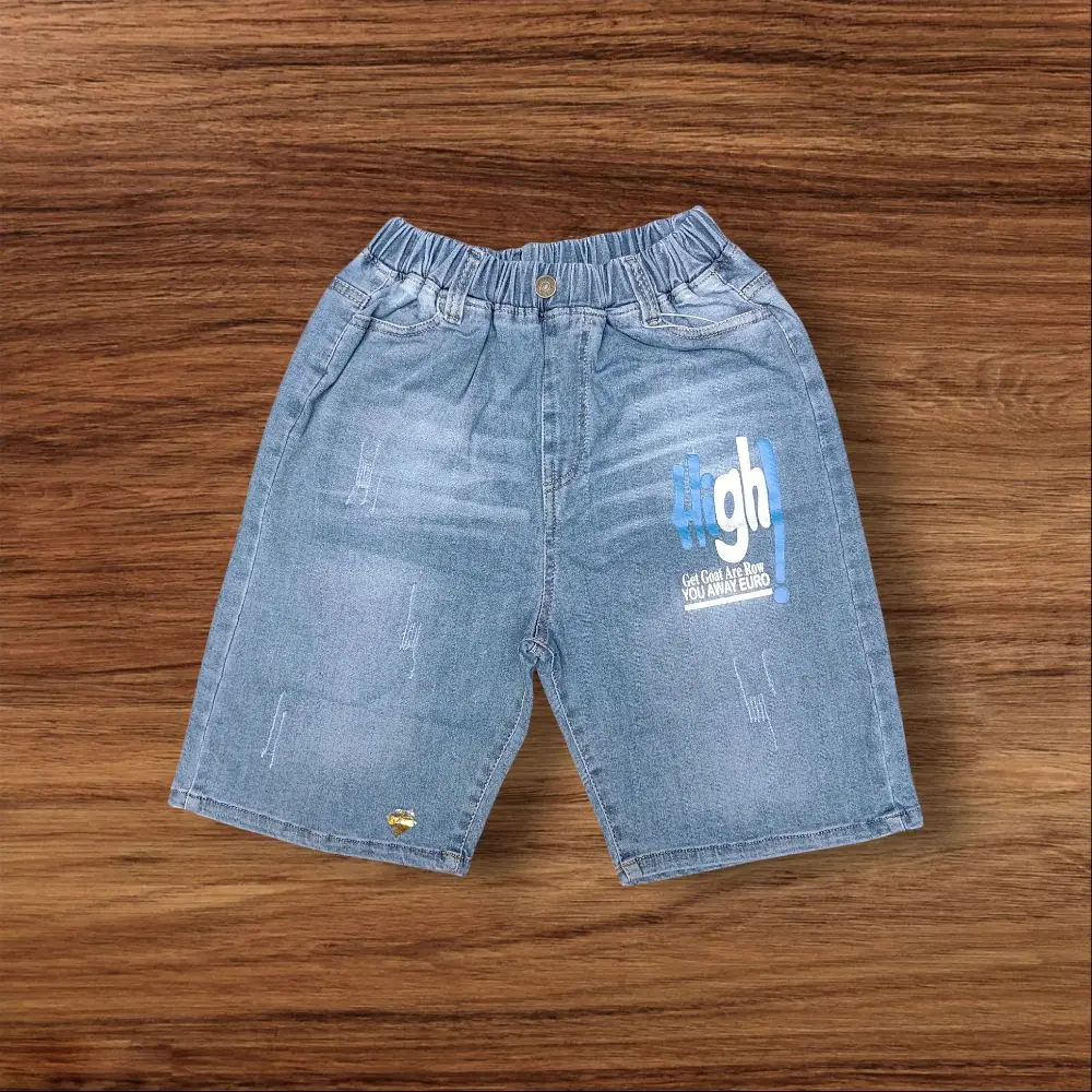 quần sọt jeans dành cho bé trai ,từ 30kg đến 65kg chất liệu cogian đường may chắc chén