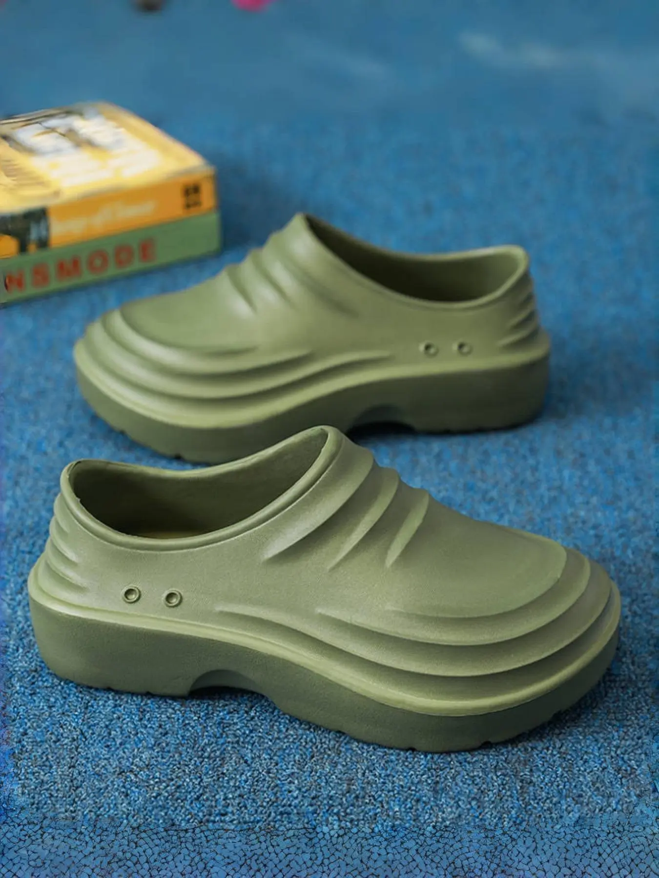 Unisex's Anti-slip Kitchen Slippers, Non-slip Waterproof & Oil-proof Clogs, Comfortable Breathable Clogs for Kitchen Work, Footwear