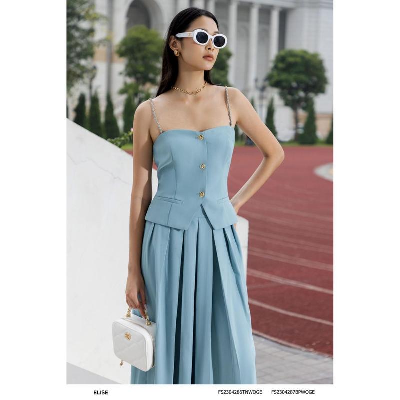 Áo 2 dây xích xanh đậm vạt chéo Thiết kế Elise mã FS2304286TNWOGE