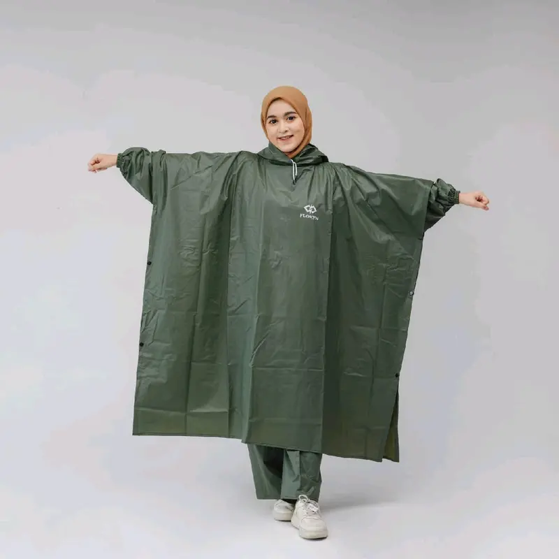 Jas Hujan Ponco Lengan Celana Mantel Hujan Pria Wanita Dewasa Bahan PVC 0,25 Tebal Elastis Floryn 2