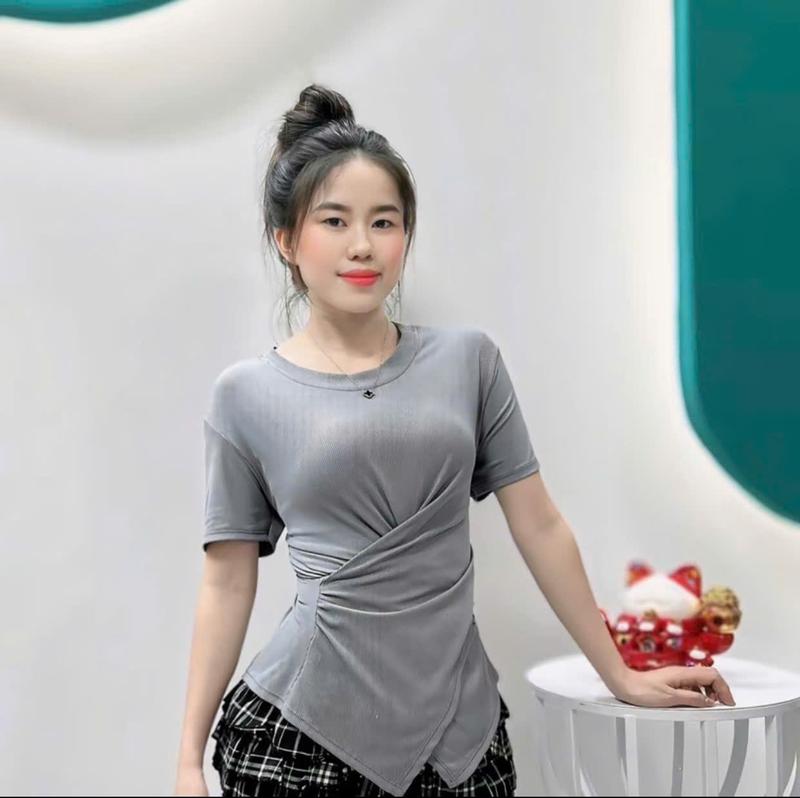 Product Introduction of Áo Thun Tăm Tà Chéo Xoắn Eo Che Khuyết Điểm Lên Dáng Xinh, Chất Thun Lạnh Mặc Mùa Hè Thoải Mái Freesize 40-52kg 6
