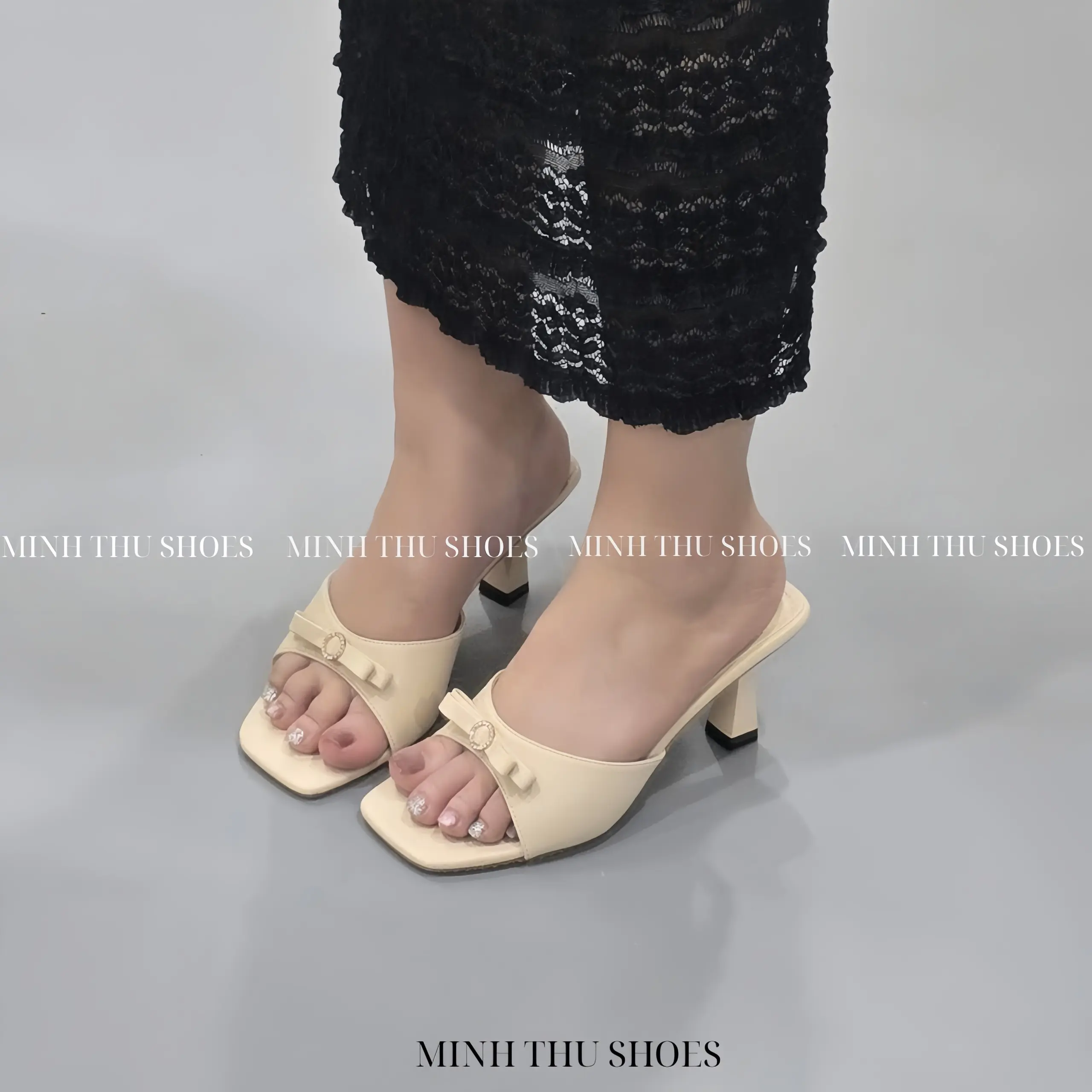 Dép nữ cao gót mũi vuông đính nơ nhỏ siêu xinh-MINH THU M002
