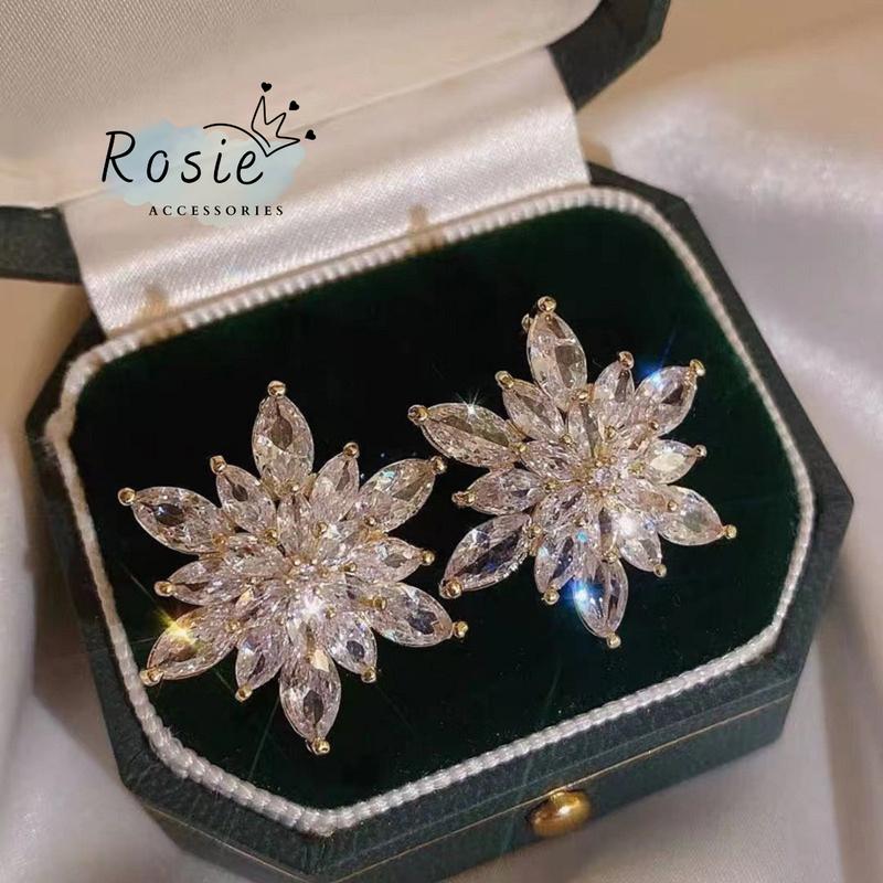 [ Mã 62] Bông Tai Hình Bông Hoa Lấp Lánh Sang Chảnh Women Hoa Tai Khuyên Tai