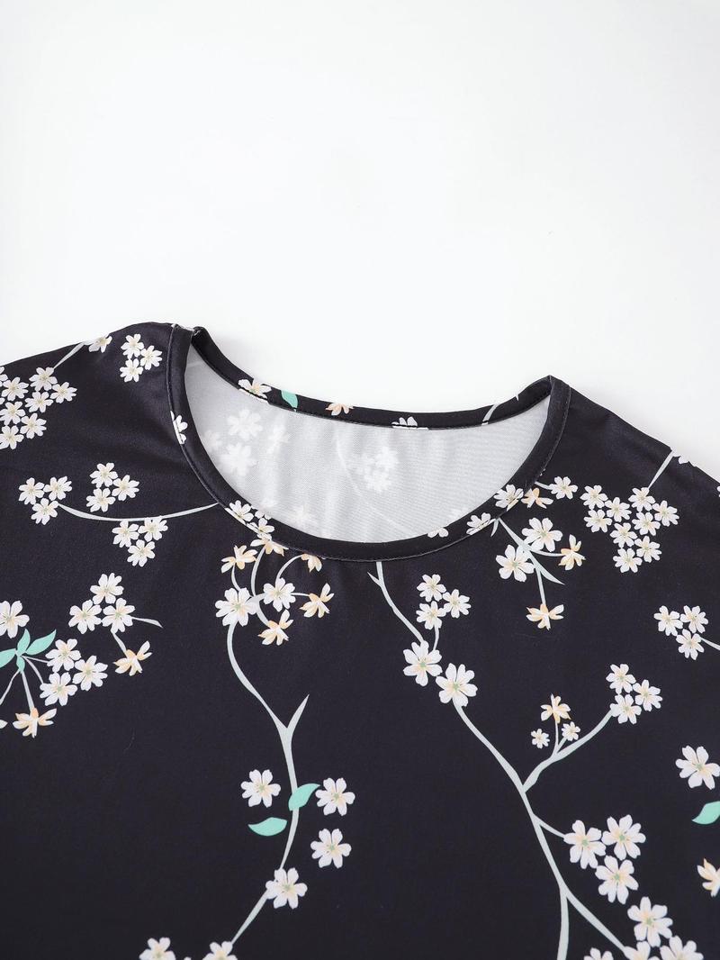 Product Introduction of 【Plus Size】 Floral & Star Print Lettuce Trim Nightdress, Casual Soft Comfortable Round Neck Short Sleeve Nightgown for Women, Women's Sleepwear for Summer 3