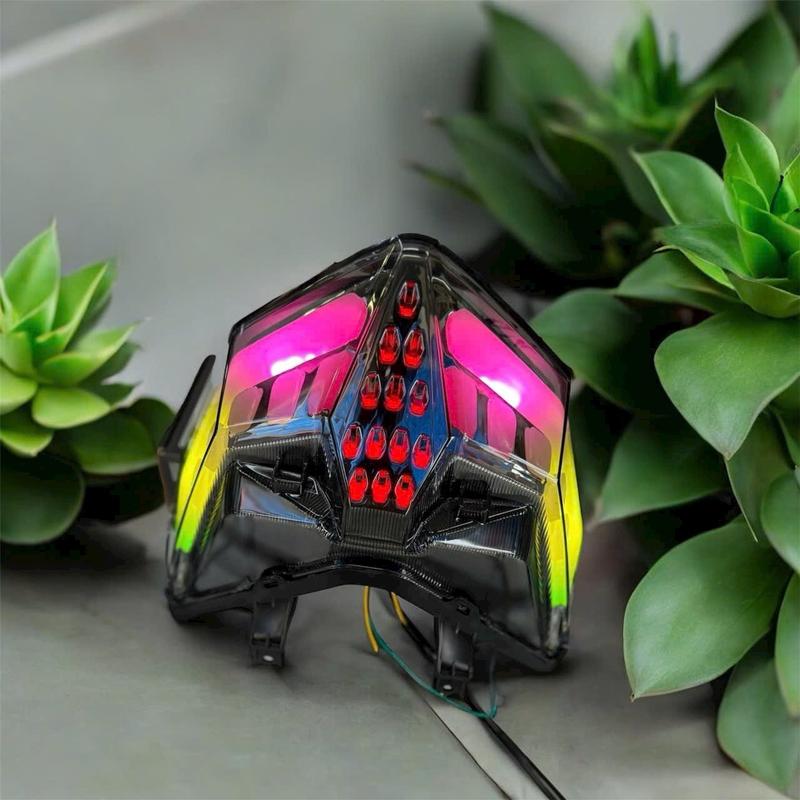 ĐÈN HẬU LED AUDI CHO VARIO CLICK 125/150 ĐỜI 2018-2024 THƯƠNG HIỆU SHARK POWER CÓ TÍCH HỢP XI NHAN TĂNG ĐỘ THẨM MỸ TRANG TRÍ NỔI BẬT Phụ Kiện Phụ Tùng