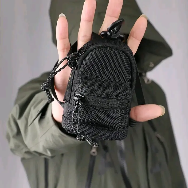 tas mini deon model ransel tangan gantungan tas ukuran 12x10x3cm gantungan kunci free tali leher 0