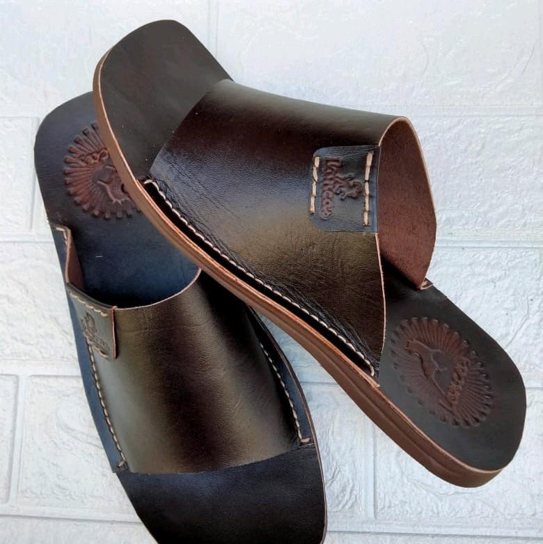 sandal pria kulit sapi asli terbaru Hak Datar 0