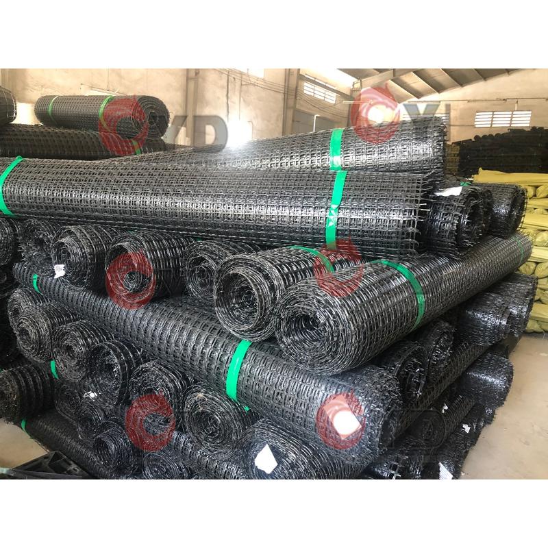 (dài 50m hoăc 10m 15m 20m 25m  và 30 mét ô 3x4 cm cao 1m/1.2m/1.5m/1.8m/2 mét ) Lưới Nhựa Dẻo Nguyên Sinh lưới rào vườn - chăn nuôi gà vịt