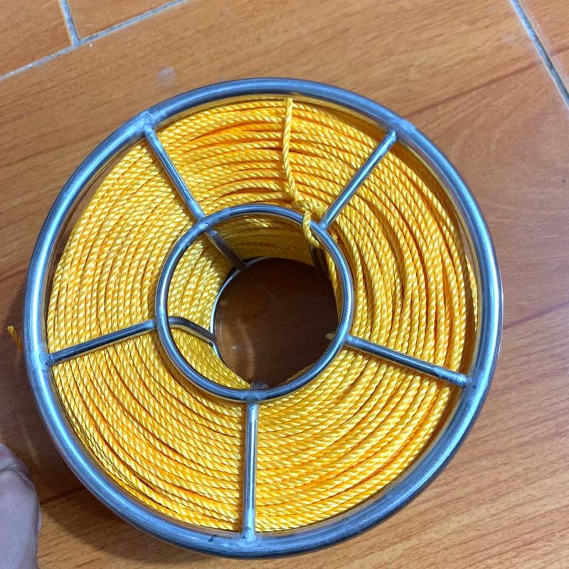 Combo guồng và dây li 1,8 thả diều (3m-3m2)- dây rứa vàng