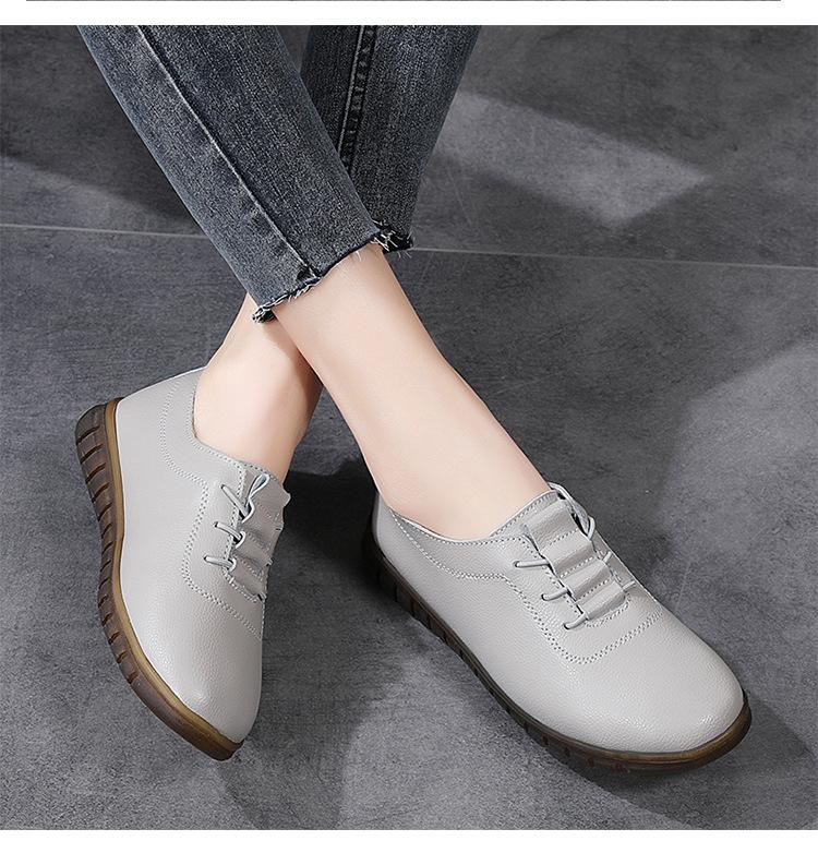 Product Introduction of Spring New Large Size Women's Genuine Leather Shoes Casual Flat Shoes Women's Middle-Aged and Elderly Soft Bottom Mom Shoes Small Leather Shoes Wholesale 19