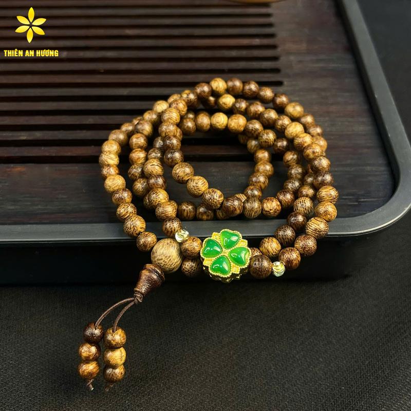 Vòng Tay Trầm Hương 108 Hạt Mix Cỏ 4 Lá May Mắn Hi Vọng Theo Mệnh - Thiên An Hương tặng kèm hộp đựng vòng tay 0