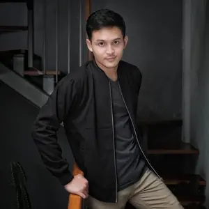 Jaket Pria Bomber Jacket Motor Anti Air Hitam Casual Tebal