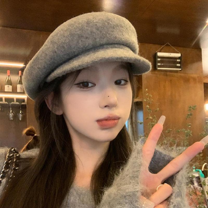 Product Introduction of Japanese Wool Beret Hat For Women Comfortable And Versatile Retro And Casual Face Showing Small Octagonal Painter Hat 13