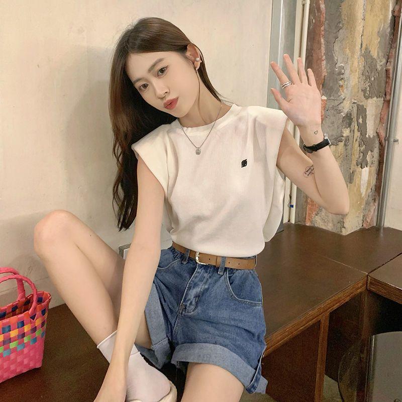 Product Introduction of Áo Thun Vest Sọc, Dành Cho Nữ, Hàng Mới Về Mùa Hè 2022, Thiết Kế Đẹp, Độc Đáo Sang Trọng, Dáng Rộng Vừa Vặn, Áo Mặc Bên Ngoài Cô Gái Nóng Bỏng, Áo Không Tay, Có Thể Mua Lại 1749 24
