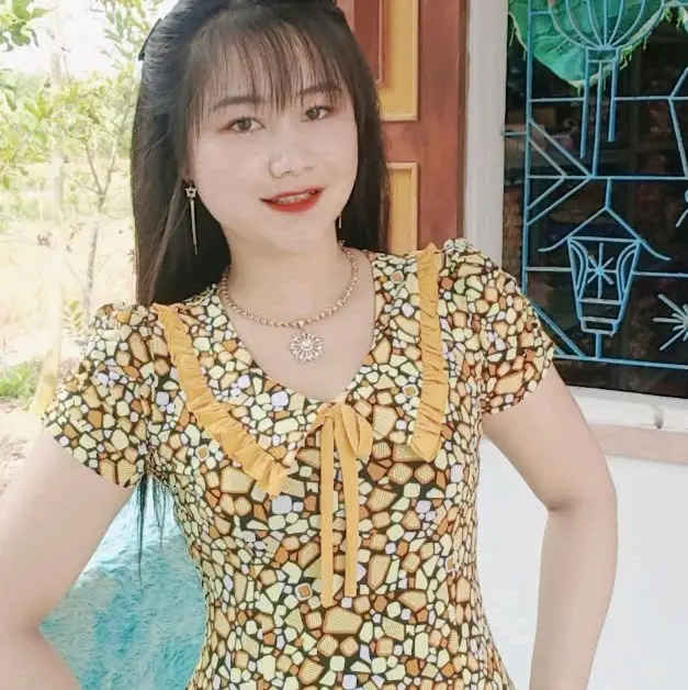 Bộ thun   cổ  tim bâu  tay rút quần dài ống ôm Nữ 3