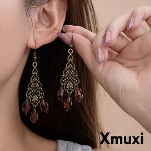 [Xmuxi] Anting Klasik dengan Motif Logam dan Manik Air Mata Amber Teringkat Z240