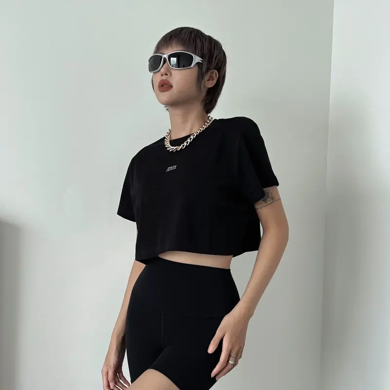 Áo thun croptop nữ Ryactive Comfy Croptop Màu đen 4
