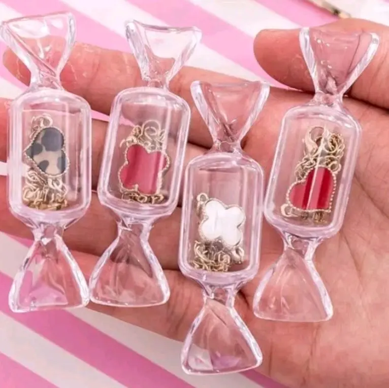 AYW Transparan Permen Bentuk Mini Kotak Penyimpanan Anting Anting 82813 Plastik kotak permen cincin 2