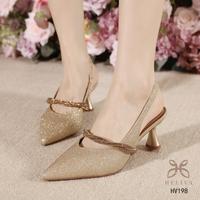 Gambar HELIVA Celestine Slingback Heels 6cm Wanita Elegan dengan Glitter Halus & Strap Kristal untuk Pesta & Acara Formal HV198 Shoes Wedding High - Silver, 36 dari HELIVA OFFICIAL STORE_NEW Kab. Tangerang 5 Tokopedia