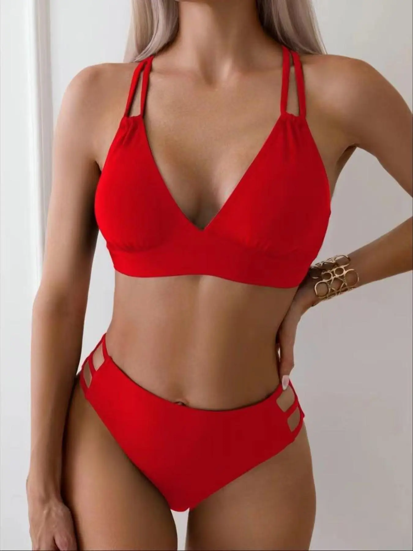 Two-piece Set Women's Cut Out Bikini Set, Adjustable Strap Criss Cross Wireless Swim Bra with Removable Pads Design & Swim Panty, Ladies Summer Swimsuit Sets for Beach Holiday Vacation, Bathing Suits 2024 for Women