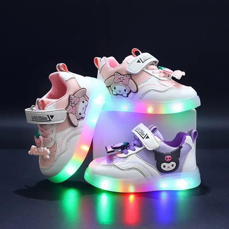 Baby Girl Shoes Spring and Autumn Edition Children's Light up Shoes Board Shoes Boys' Sports Shoes Baby Soft soled Sneakers Toddlers