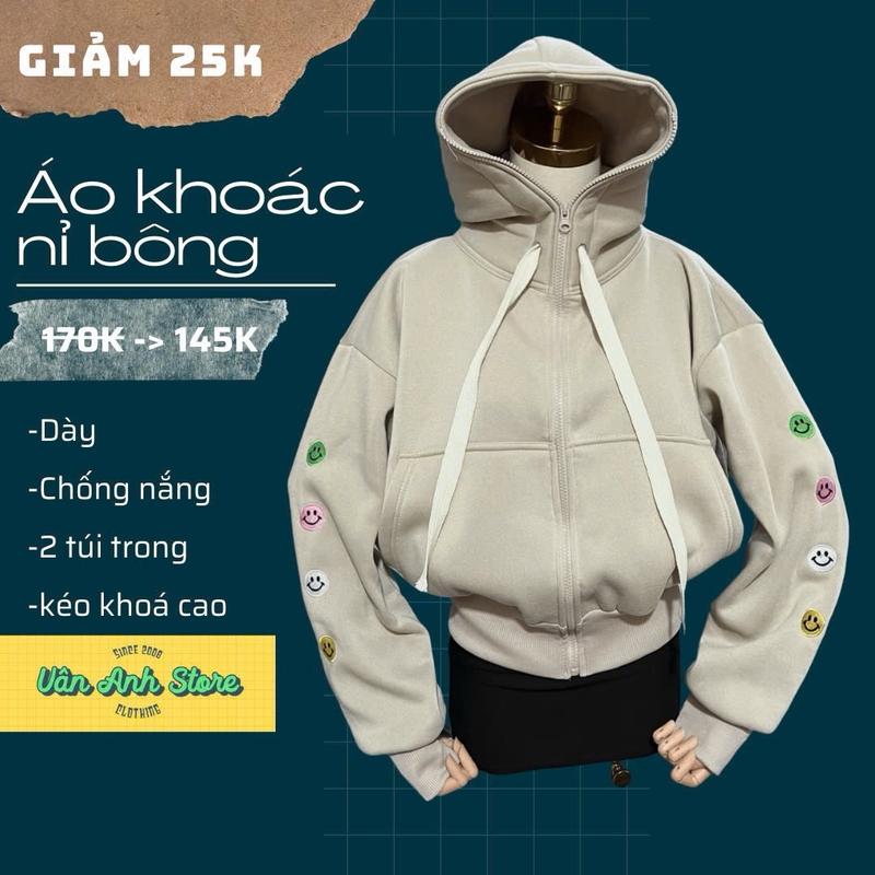 Áo Khoác Chống Nắng Nỉ Dệt Cao Cổ 4 Túi Thêu Mặt Cười, áo khoác nữ form lửng vừa mình xỏ ngón kéo khoá cao form 40-65kg mặc đẹp basic hottrend Women Top Hot Jacket đen khoá đính 3 hoa áo hoodie & áo len Kem