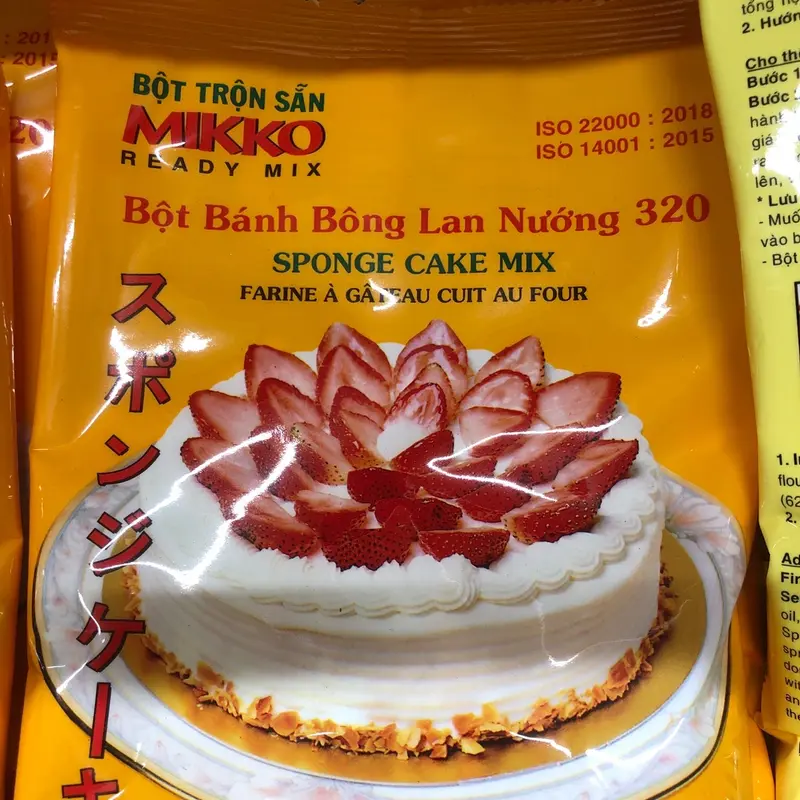 Bột bánh bông lan Mikko 200gr 0